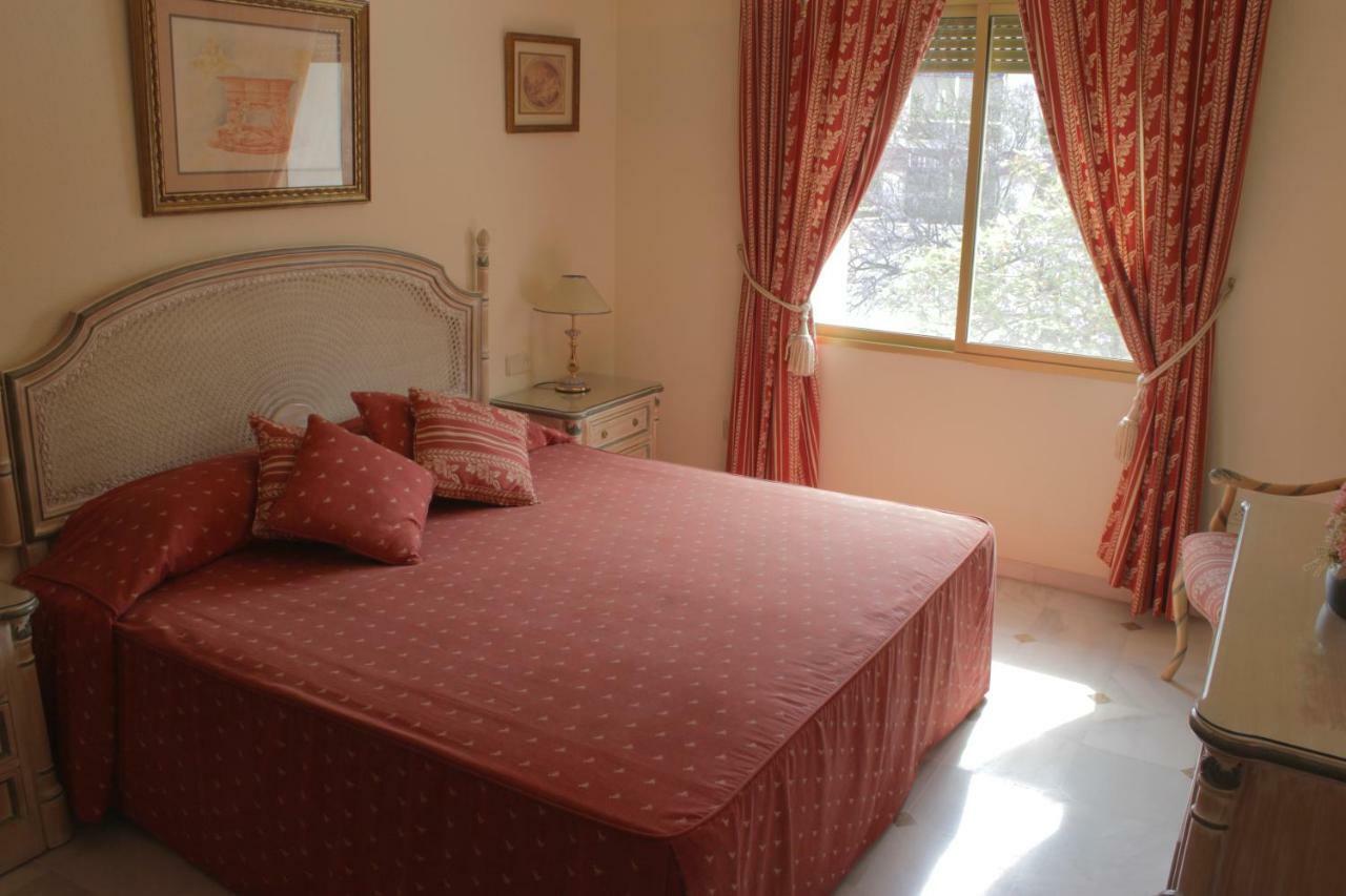 Riyadh House Marbella Appartement Buitenkant foto