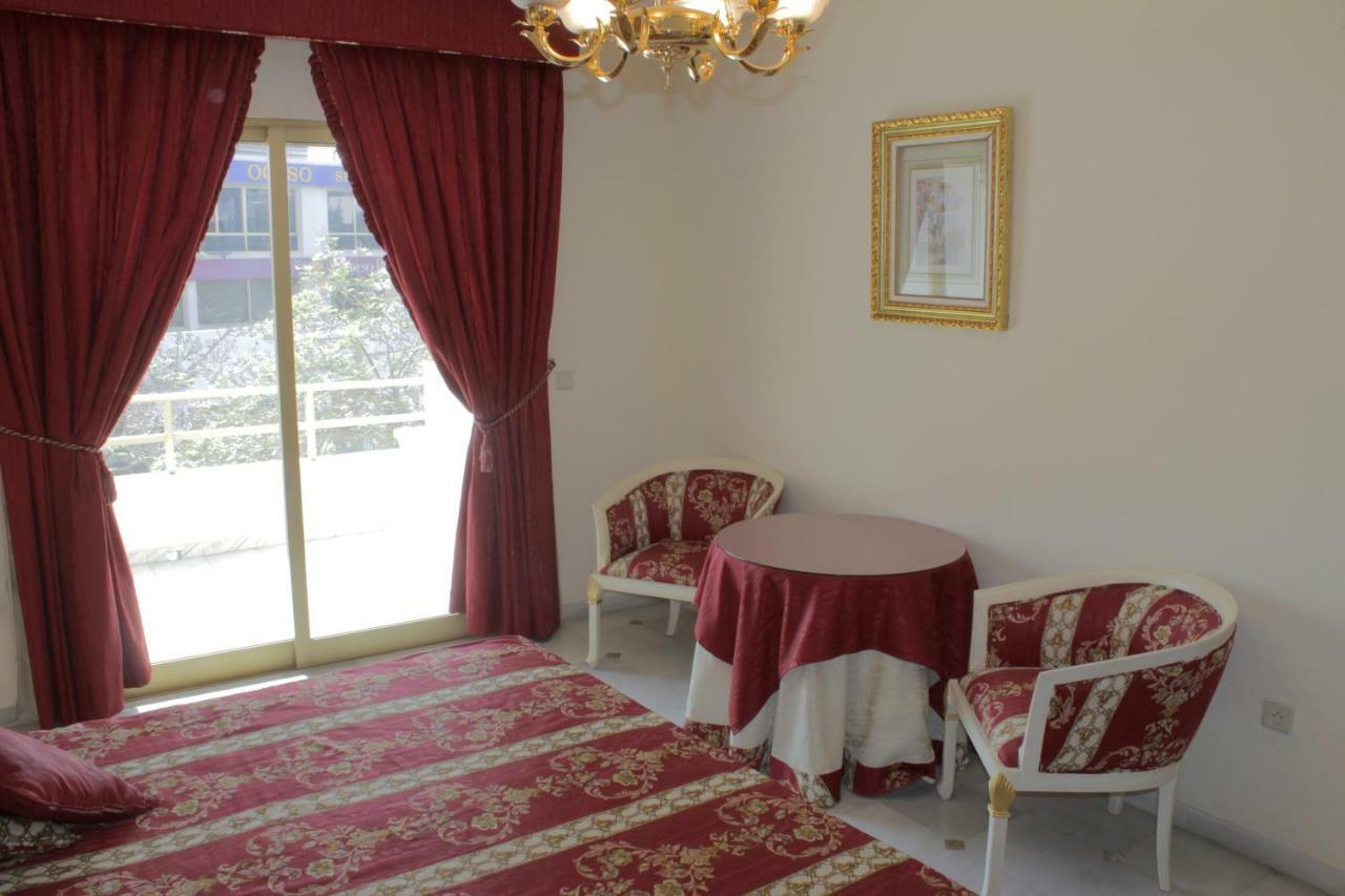 Riyadh House Marbella Appartement Buitenkant foto