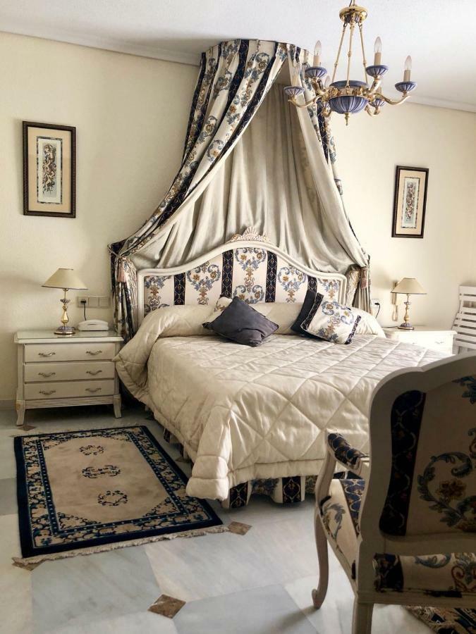 Riyadh House Marbella Appartement Buitenkant foto