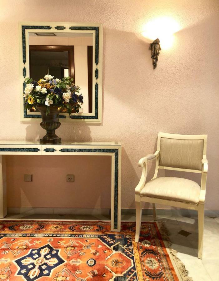 Riyadh House Marbella Appartement Buitenkant foto