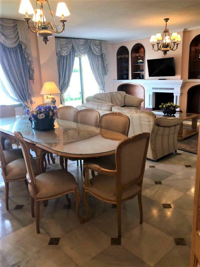 Riyadh House Marbella Appartement Buitenkant foto